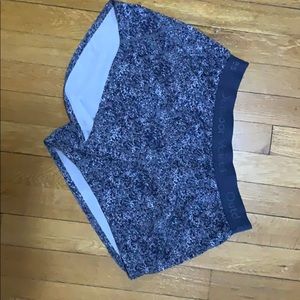 Relay short pebble blue